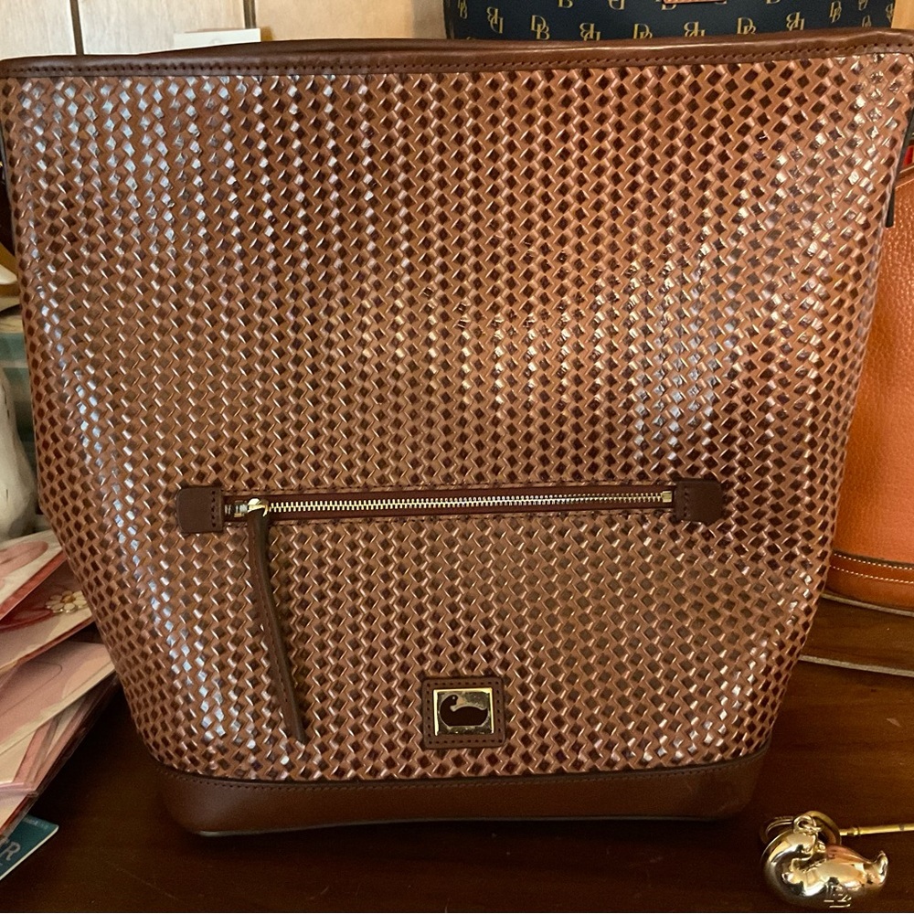 Dooney & Bourke purse